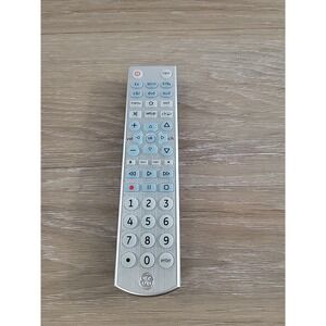 GE UltraPro Universal Remote Control SRC4516-1 Tested & Works